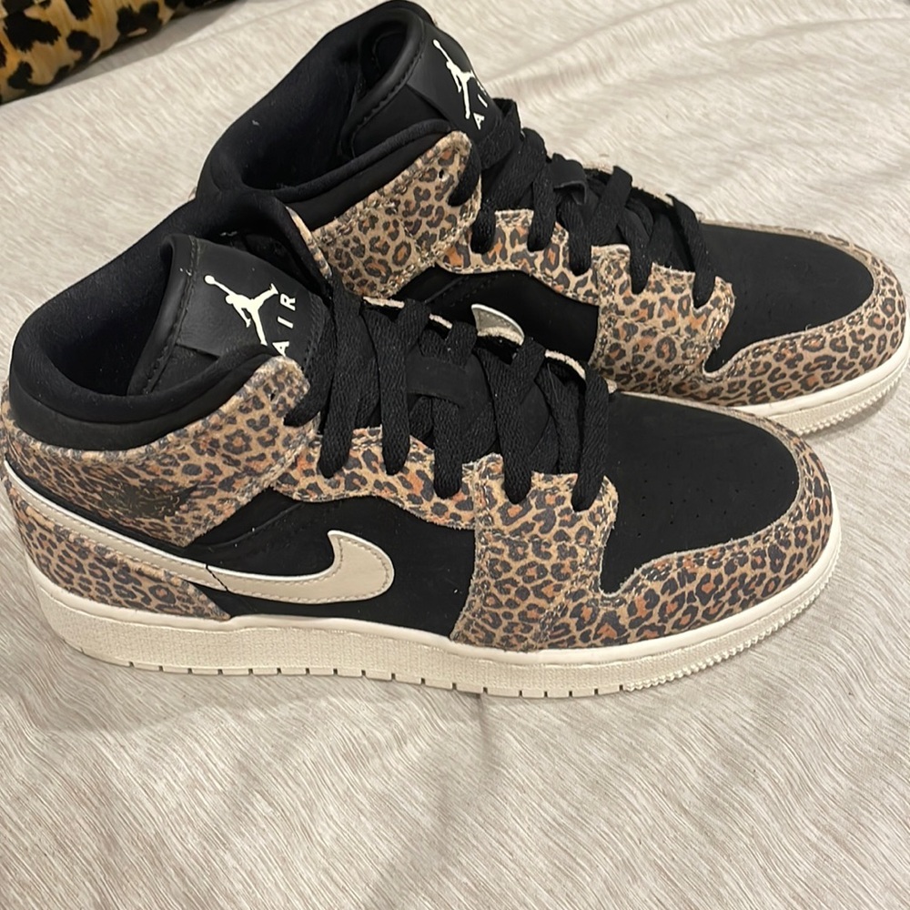 Nike Air cheetah sneakers.